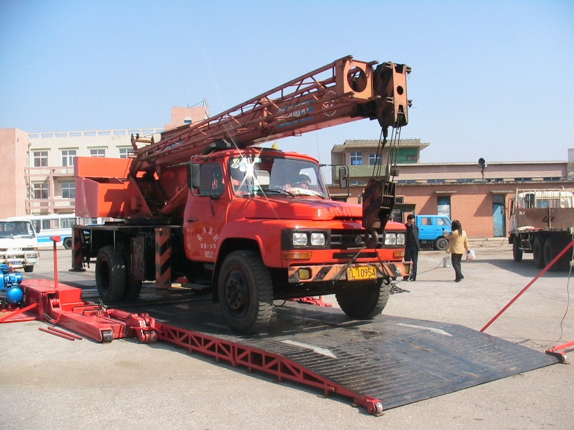 कार्य स्थिति मोबाइल वाहन सुरक्षा परीक्षण लाइन 10000kg भार CTYJ-10 मोबाइल परीक्षण लाइन