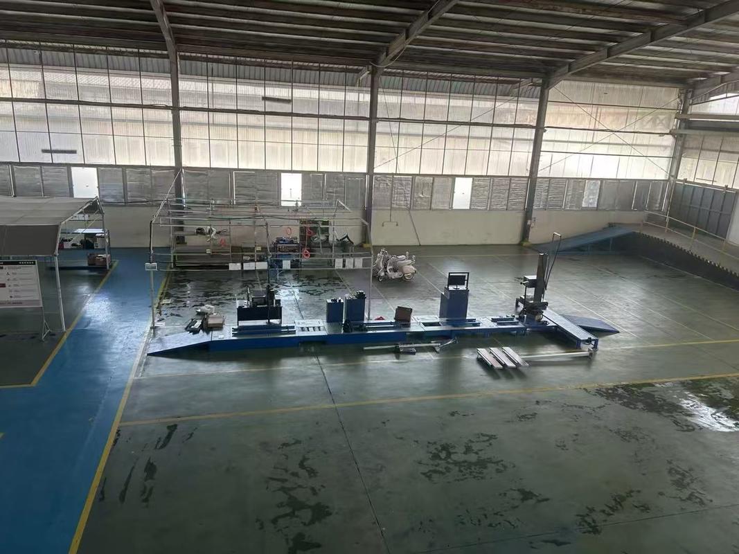 सीटीएमटी-300बी कस्टमाइज्ड व्यापक मोटरसाइकिल परीक्षक तीन 3000 वाट शीतलन प्रशंसकों के साथ विशेष रूप से भूमिगत संचालन के लिए डिज़ाइन किया गया