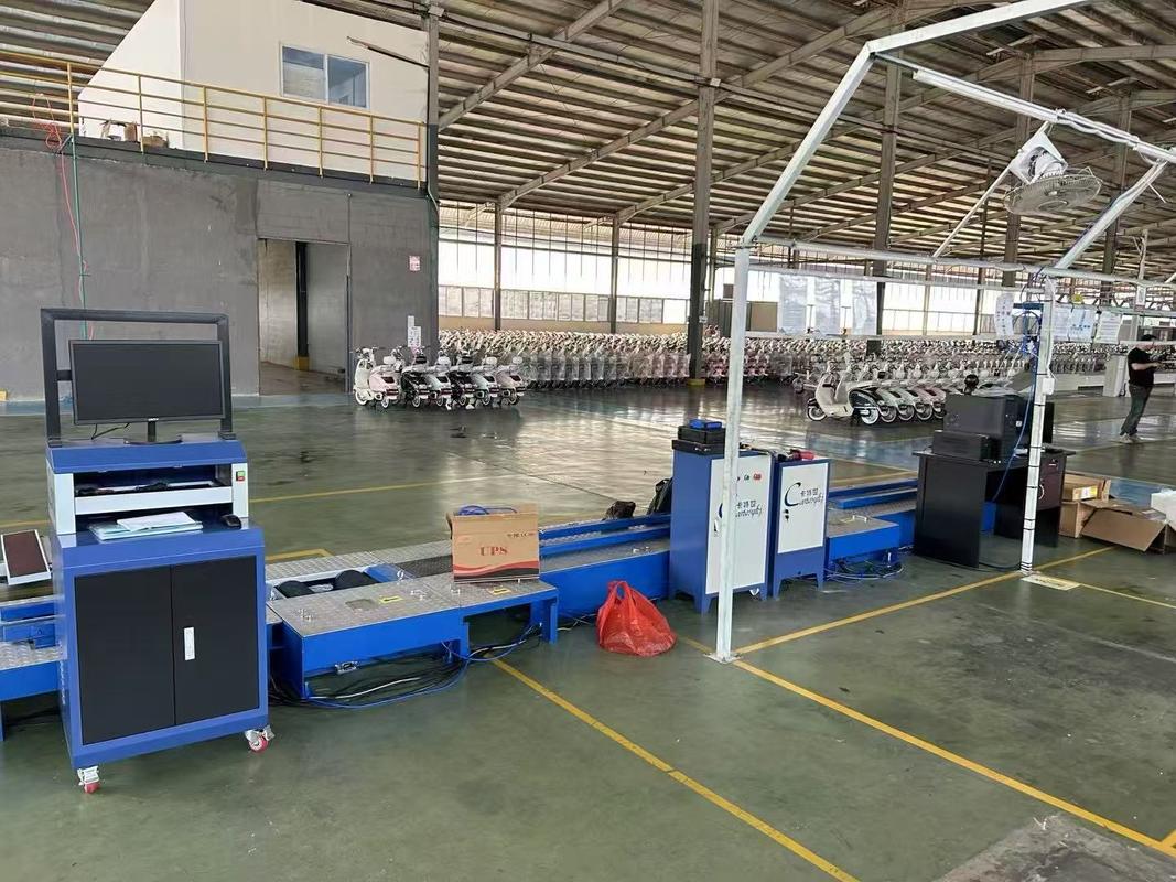 सीटीएमटी-300बी कस्टमाइज्ड व्यापक मोटरसाइकिल परीक्षक तीन 3000 वाट शीतलन प्रशंसकों के साथ विशेष रूप से भूमिगत संचालन के लिए डिज़ाइन किया गया