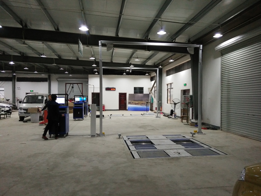 वाहन परीक्षण लाइन के लिए 5000 किलोग्राम मैक्स एक्सल लोड, डबल प्लेट साइड स्लिप और औद्योगिक नियंत्रण कंप्यूटर के साथ 5-इन -1 रोलर ब्रेक परीक्षक