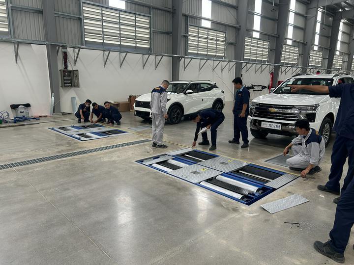 कार्टेसी ब्रांड CTGT-3-3C रोलर ट्रिनिटी वाहन परीक्षण लाइन रोलर ब्रेक परीक्षक हल्के वाहनों के लिए एक्सल लोड सिंगल प्लेट साइड स्लिप परीक्षक के साथ