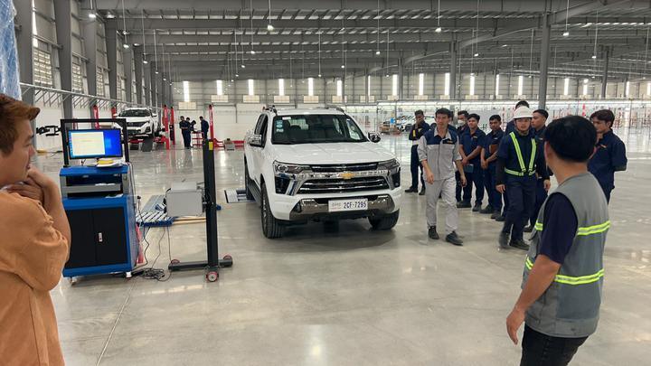 कार्टेसी ब्रांड CTGT-3-3C रोलर ट्रिनिटी वाहन परीक्षण लाइन रोलर ब्रेक परीक्षक हल्के वाहनों के लिए एक्सल लोड सिंगल प्लेट साइड स्लिप परीक्षक के साथ